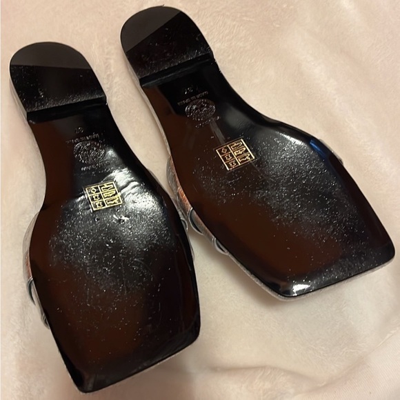 Versace slides - Picture 3 of 3